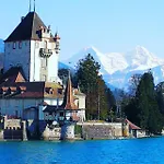 Thun Alps Scenic Views And Concierge By Swisshut Daire