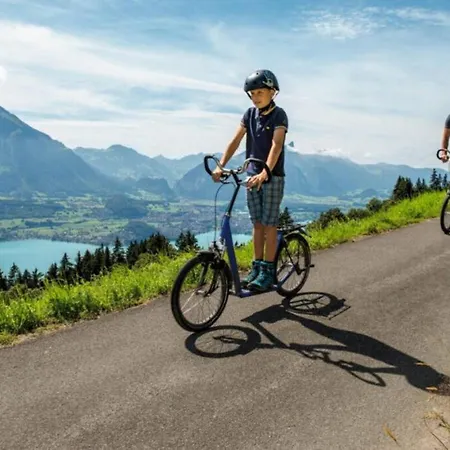 Apartamento Thun Alps Scenic Views And Concierge By Swisshut Sigriswil